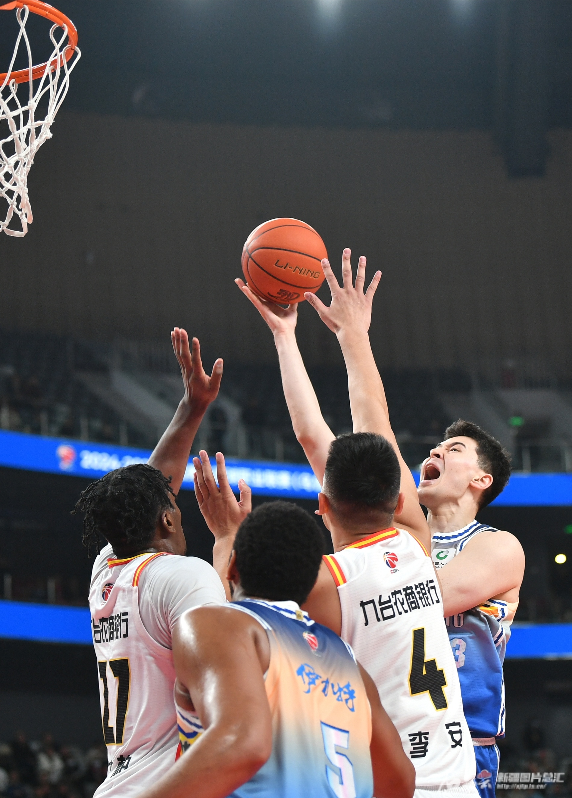 米乐官方网站-关于新疆男篮重回巅峰,痛击对手连胜三场的信息