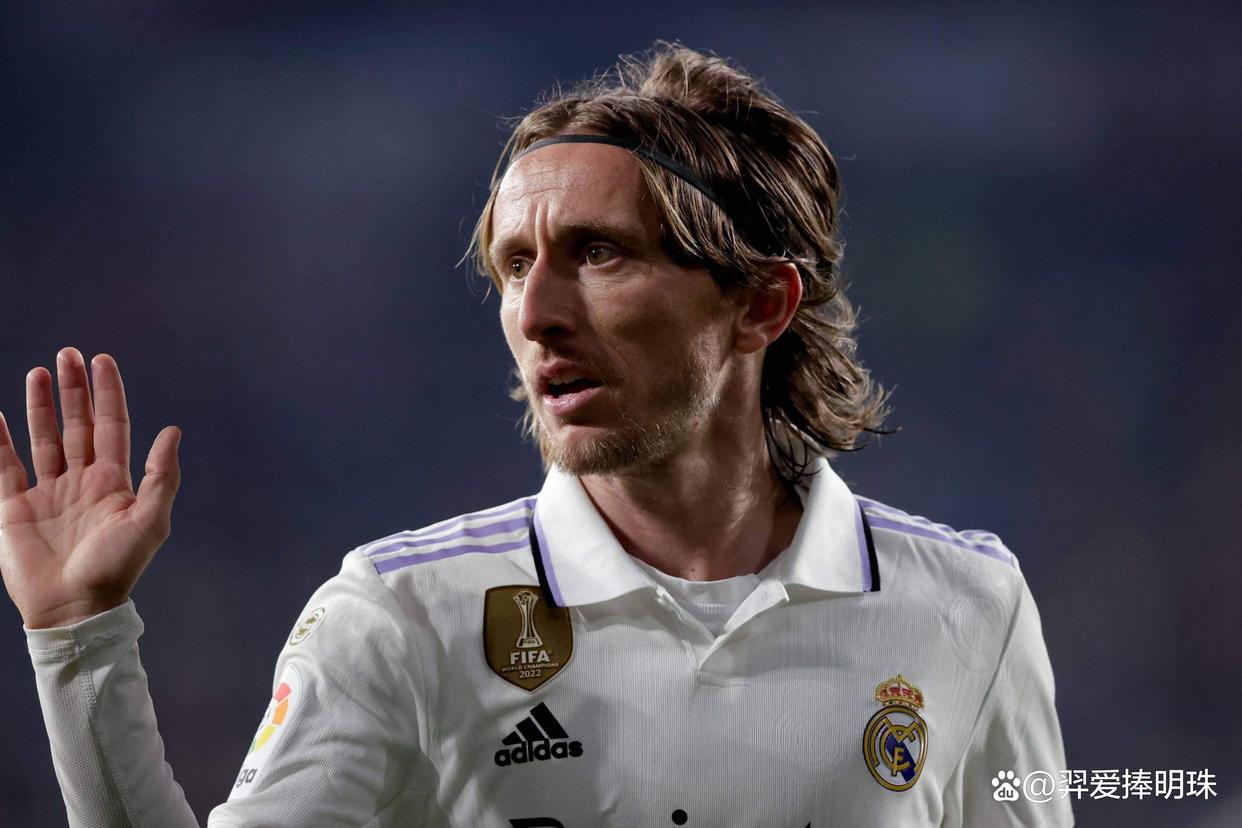 米乐mile-关于克罗地亚惨败意大利，取得重要三分继续领跑的信息