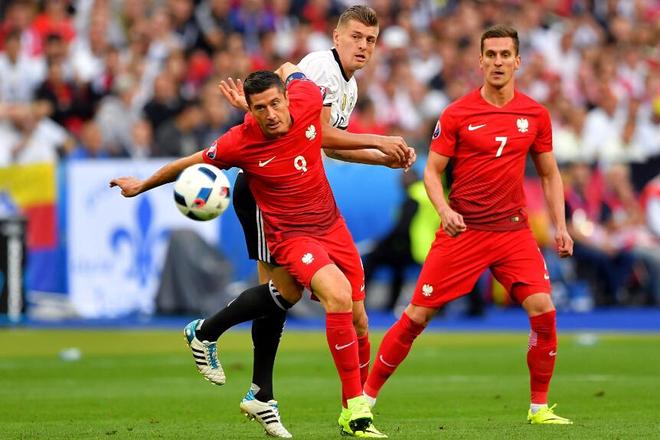 米乐官网官网-比利时队在欧预赛中大破对手,令人瞩目的是